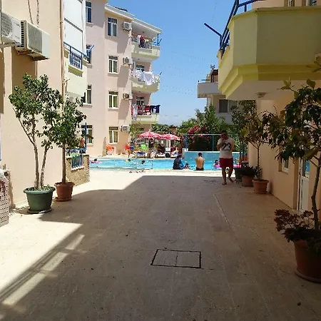 Hotel Forever 3*